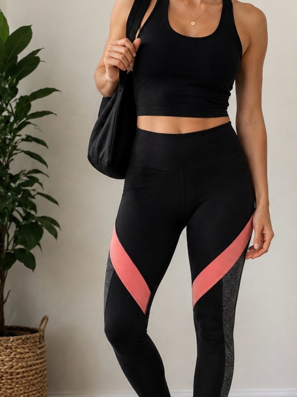 Rainbeau Vintage Black & Coral Colorblock Athletic Leggings Small